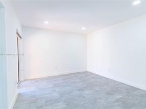 13900 SW 65th Ter 9, Miami FL 33183