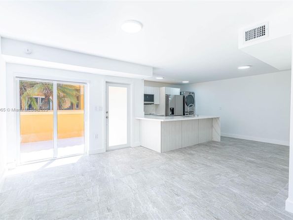 13900 SW 65th Ter 9, Miami FL 33183
