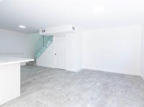 13900 SW 65th Ter 9, Miami FL 33183