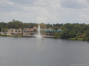 1701 Whitehall Dr 403, Davie FL 33324