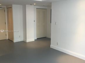 111 E Flagler St 1003, Miami FL 33131