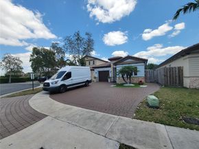 405 NE 25th Ter, Homestead FL 33033