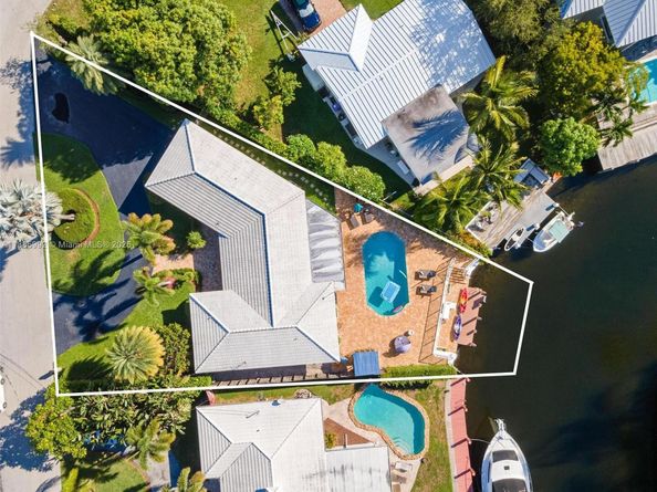 2719 SE 11th St, Pompano Beach FL 33062