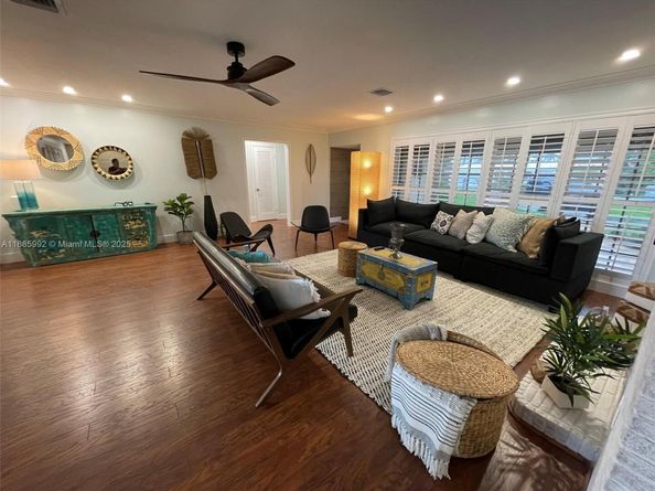 2719 SE 11th St, Pompano Beach FL 33062