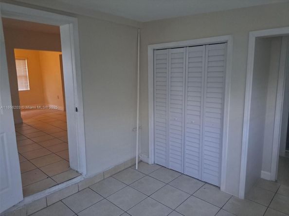 1411 NW 55th Ter, Miami FL 33142