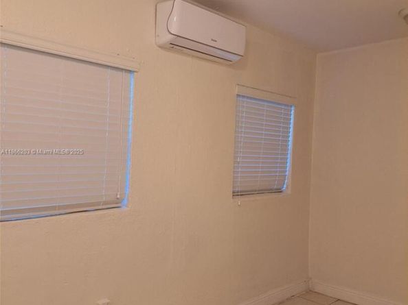 1411 NW 55th Ter, Miami FL 33142