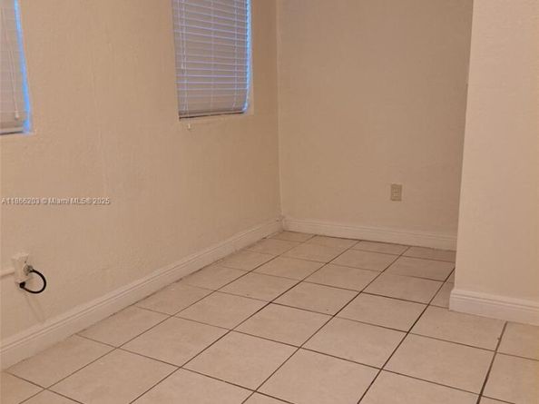 1411 NW 55th Ter, Miami FL 33142