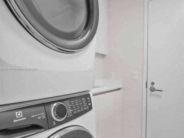 1116 N Ocean Blvd 1106, Pompano Beach FL 33062