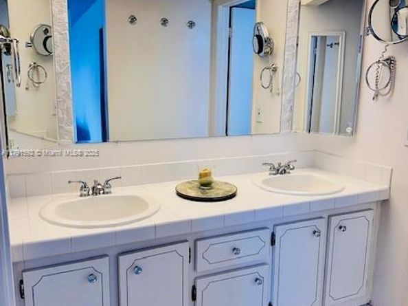 559 N University Dr 39, Plantation FL 33324