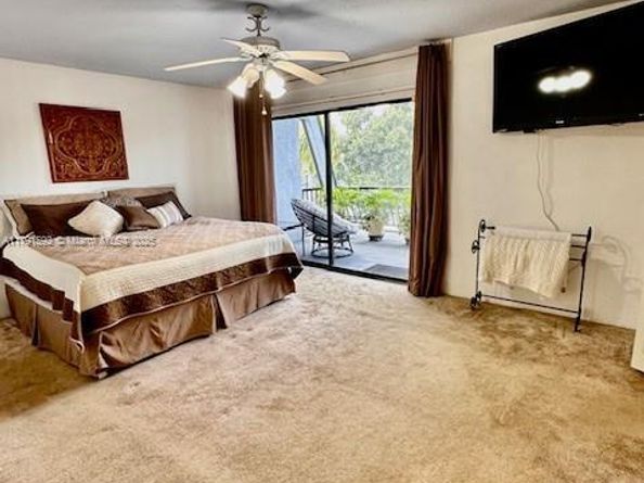 559 N University Dr 39, Plantation FL 33324