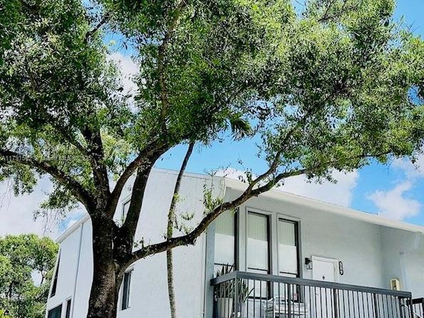 559 N University Dr 39, Plantation FL 33324