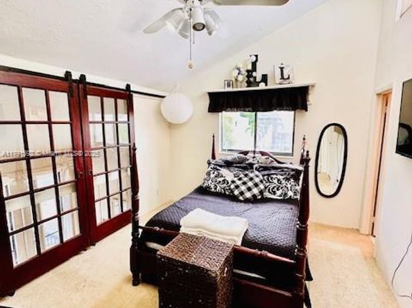 559 N University Dr 39, Plantation FL 33324