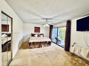 559 N University Dr 39, Plantation FL 33324