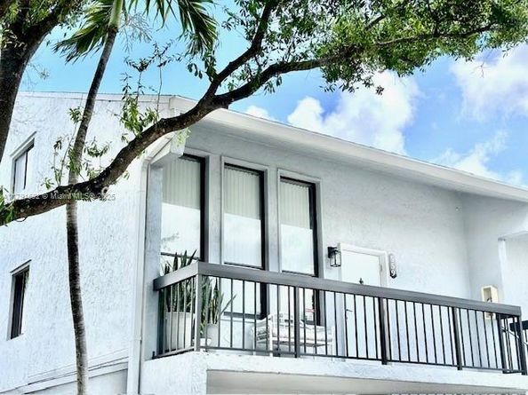559 N University Dr 39, Plantation FL 33324