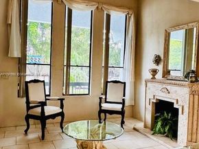 559 N University Dr 39, Plantation FL 33324