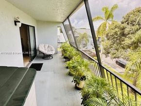 559 N University Dr 39, Plantation FL 33324