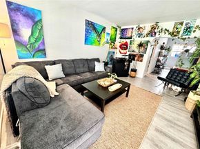 330 74th St 15, Miami Beach FL 33141