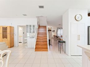 1008 NW 180th Ave, Pembroke Pines FL 33029