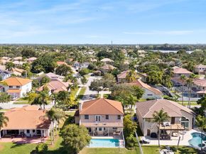 1008 NW 180th Ave, Pembroke Pines FL 33029