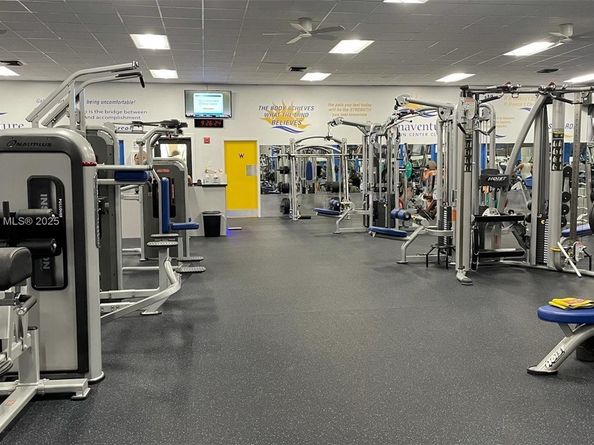 296 Racquet Club Rd 104, Weston FL 33326