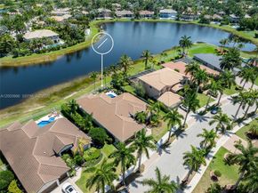 1776 Victoria Pointe Cir, Weston FL 33327