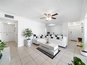 13500 NE 3rd Ct 325, North Miami FL 33161