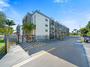 13500 NE 3rd Ct 325, North Miami FL 33161