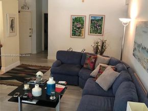 5800 Coach House Cir E, Boca Raton FL 33486