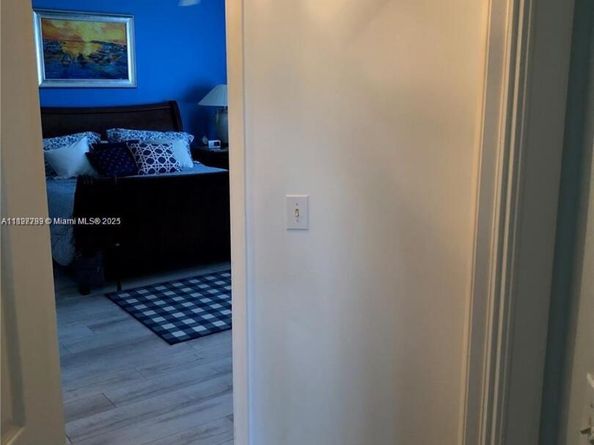 5800 Coach House Cir E, Boca Raton FL 33486
