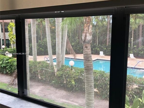 5800 Coach House Cir E, Boca Raton FL 33486