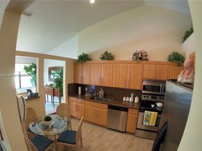 5800 Coach House Cir E, Boca Raton FL 33486