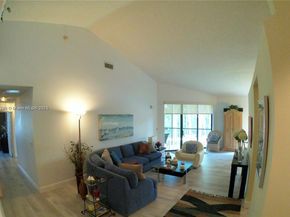 5800 Coach House Cir E, Boca Raton FL 33486