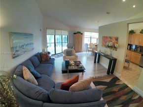 5800 Coach House Cir E, Boca Raton FL 33486