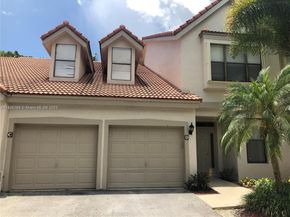 5800 Coach House Cir E, Boca Raton FL 33486