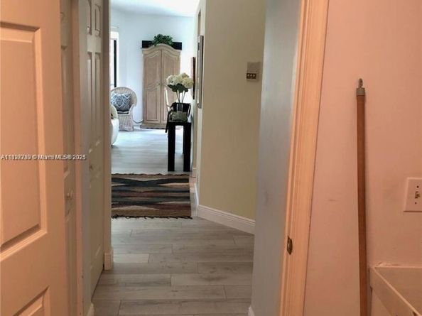 5800 Coach House Cir E, Boca Raton FL 33486