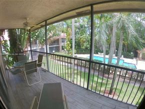 5800 Coach House Cir E, Boca Raton FL 33486