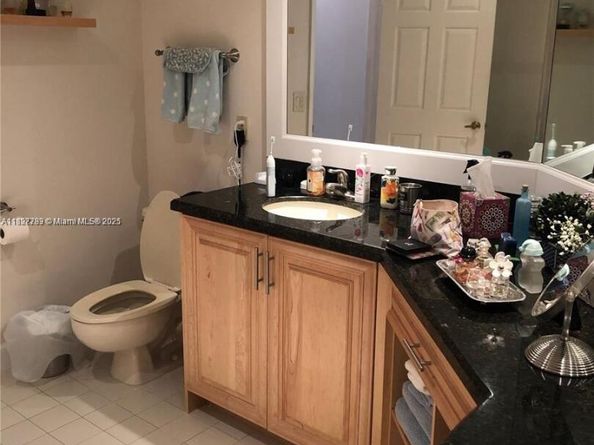 5800 Coach House Cir E, Boca Raton FL 33486