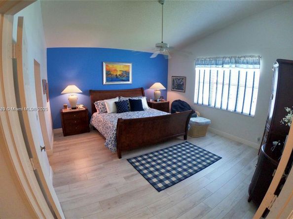 5800 Coach House Cir E, Boca Raton FL 33486