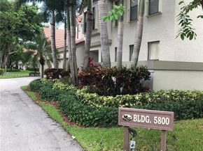 5800 Coach House Cir E, Boca Raton FL 33486