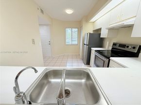 12551 SW 16th Ct 105C, Pembroke Pines FL 33027