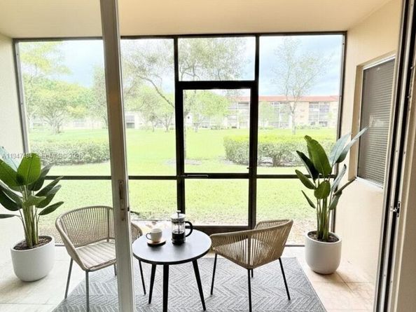 12551 SW 16th Ct 105C, Pembroke Pines FL 33027