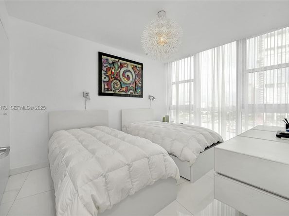 18201 Collins Ave 1002, Sunny Isles Beach FL 33160