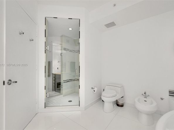 18201 Collins Ave 1002, Sunny Isles Beach FL 33160