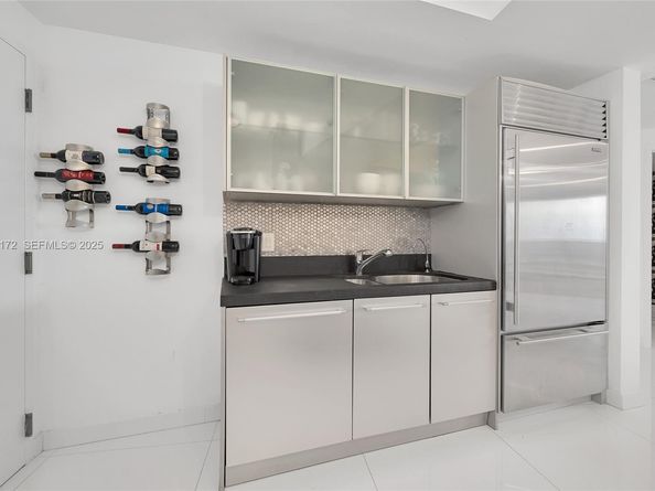 18201 Collins Ave 1002, Sunny Isles Beach FL 33160