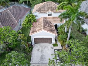 567 Live Oak Ln, Weston FL 33327