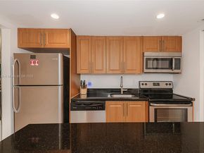 201 178th Dr 426, Sunny Isles Beach FL 33160