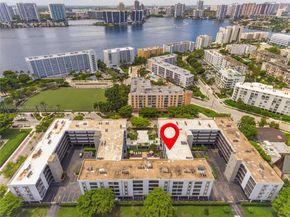 201 178th Dr 426, Sunny Isles Beach FL 33160
