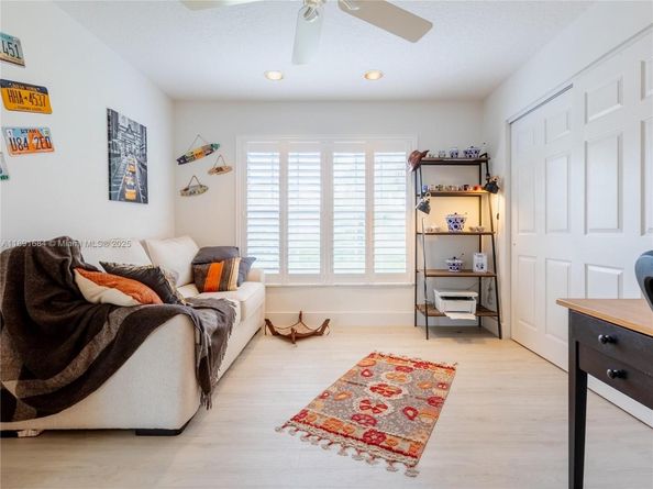 6110 Pitch Ln, Boynton Beach FL 33437
