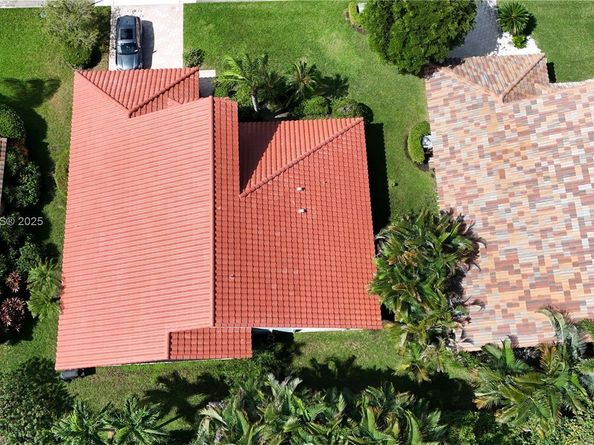 6110 Pitch Ln, Boynton Beach FL 33437