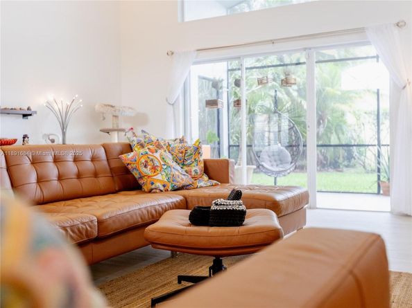 6110 Pitch Ln, Boynton Beach FL 33437